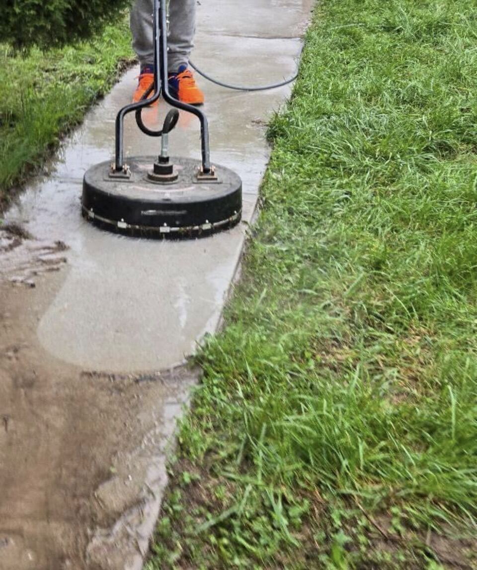 Commercial concrete sidewalk cleaning