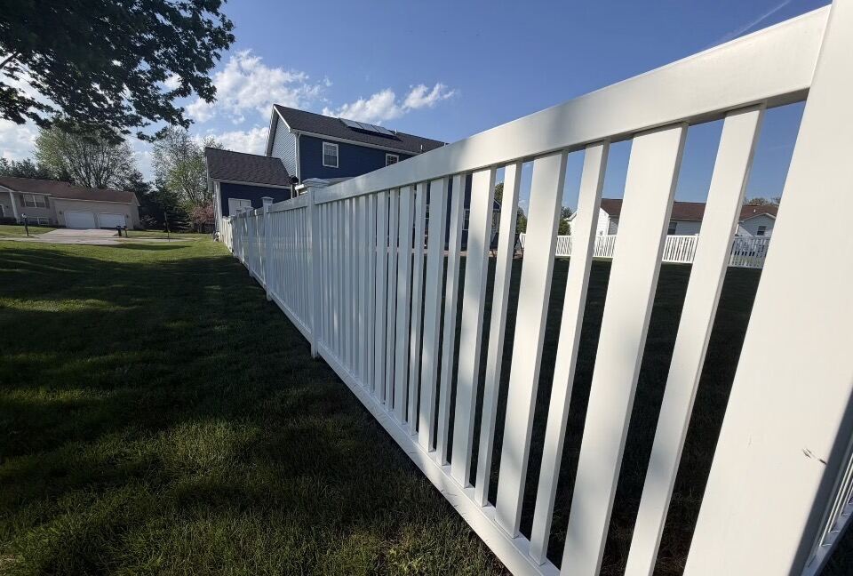 Fence built and finished by OC Blast